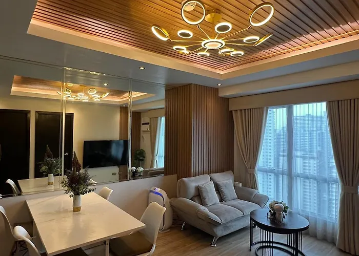 2br In Mandaluyong With Sunrise View, 65 Inch Oled Tv And Disneyplus Manila
